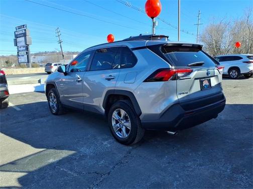 2023 Toyota RAV4 Hybrid XLE