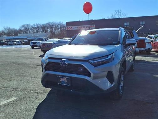 2023 Toyota RAV4 Hybrid XLE