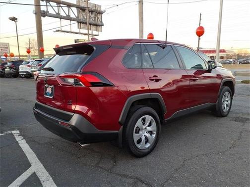 2023 Toyota RAV4 LE