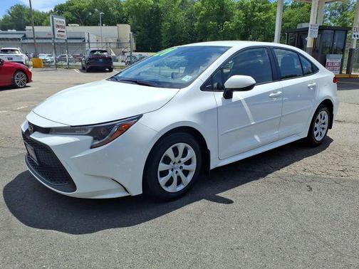 Super White 2021 Toyota Corolla LE