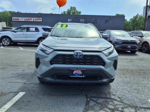 2022 Toyota RAV4 Hybrid XLE
