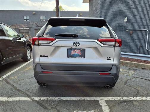 2023 Toyota RAV4 LE