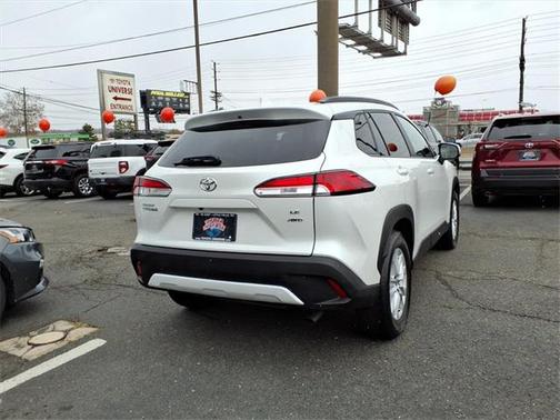 2022 Toyota Corolla Cross LE