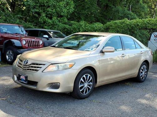 Gold 2010 Toyota Camry Base