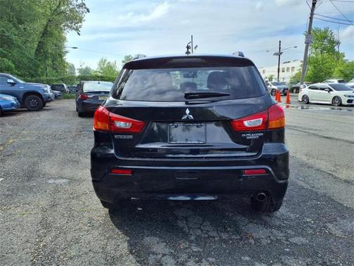 2011 Mitsubishi Outlander Sport SE