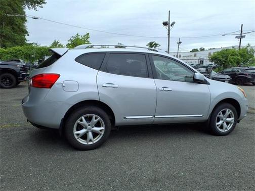 2011 Nissan Rogue SV