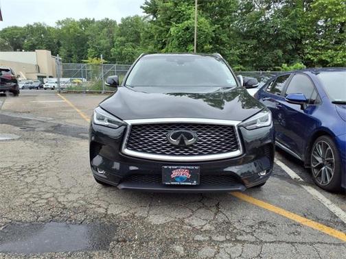 2022 INFINITI QX50 LUXE AWD
