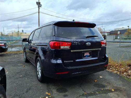 2018 Kia Sedona LX