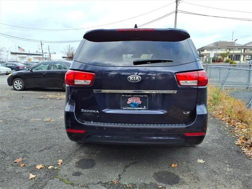 2018 Kia Sedona LX