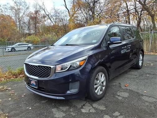 2018 Kia Sedona LX