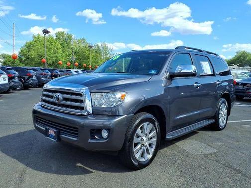 Magnetic Gray Metallic 2016 Toyota Sequoia Limited