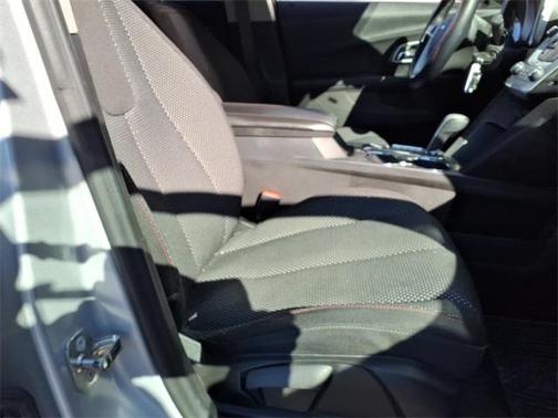Silver Ice Metallic 2015 Chevrolet Equinox 2LT