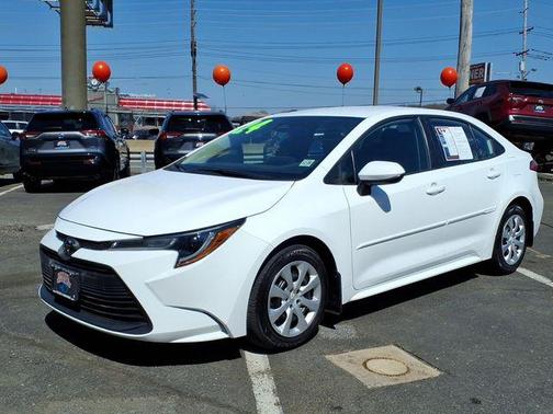 Ice Cap 2024 Toyota Corolla LE