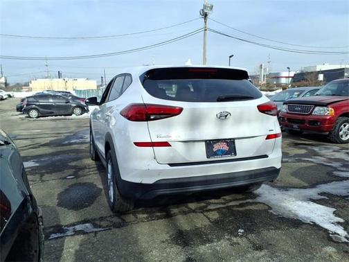2019 Hyundai TUCSON SE