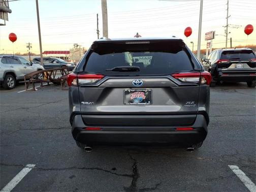 2021 Toyota RAV4 Hybrid XLE Premium