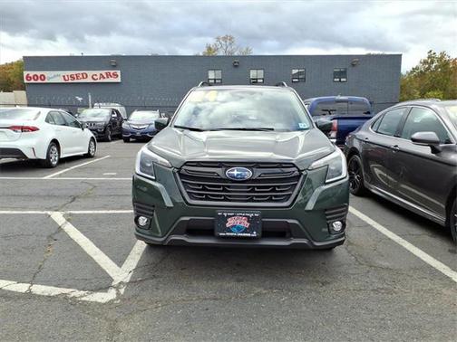 2024 Subaru Forester Premium