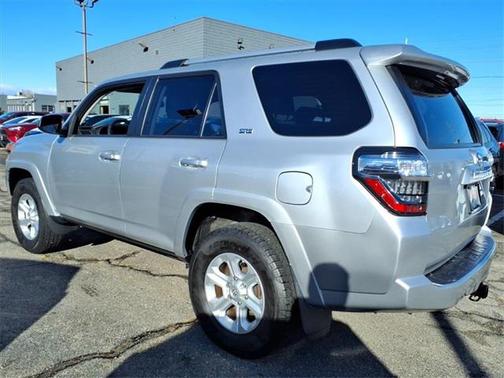 2021 Toyota 4Runner SR5