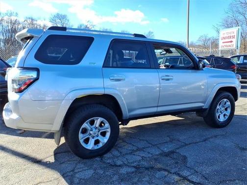 2021 Toyota 4Runner SR5