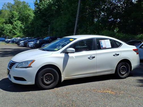 Aspen White 2015 Nissan Sentra SV