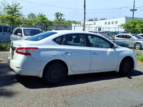 Aspen White 2015 Nissan Sentra SV