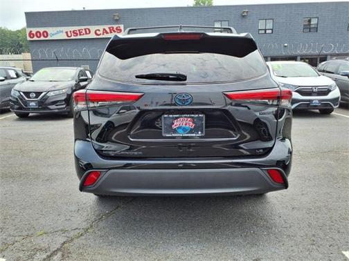 2023 Toyota Highlander Hybrid LE