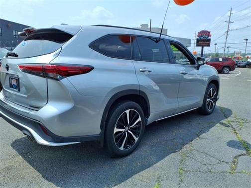 2022 Toyota Highlander XSE
