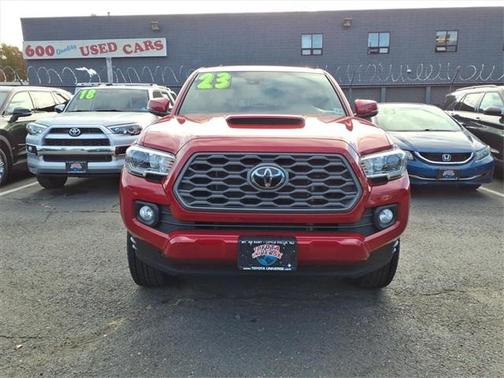 2023 Toyota Tacoma TRD Sport