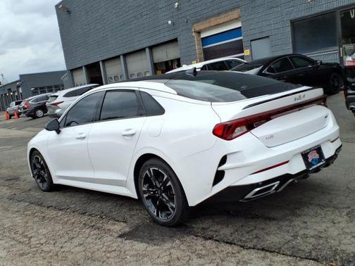 Glacial White Pearl 2023 Kia K5 GT-Line