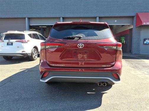 2023 Toyota Highlander XSE