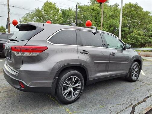 2019 Toyota Highlander LE Plus