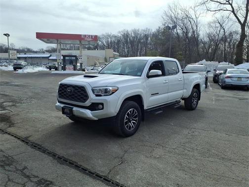 2022 Toyota Tacoma TRD Sport