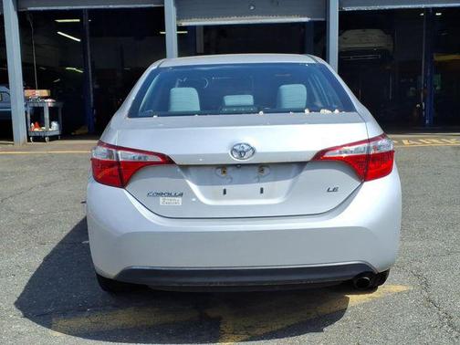 Classic Silver Metallic 2015 Toyota Corolla LE Plus