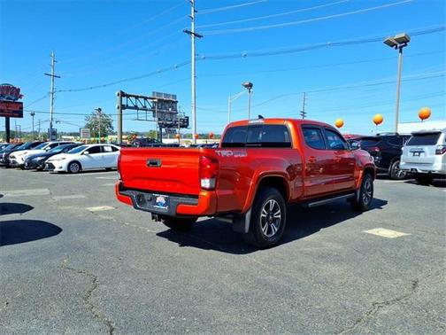 2017 Toyota Tacoma TRD Sport