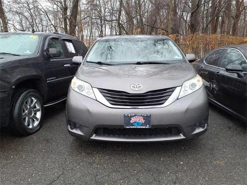 2012 Toyota Sienna LE