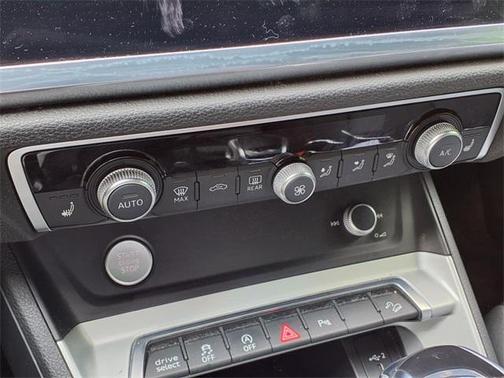 2020 Audi Q3 45 Premium