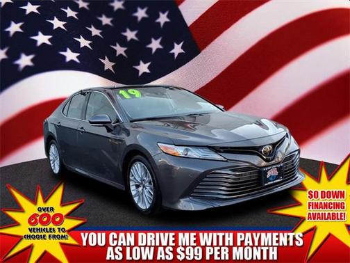 2019 Toyota Camry XLE