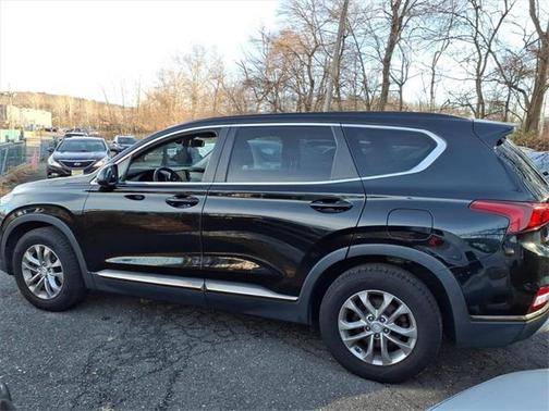 2019 Hyundai SANTA FE SE 2.4