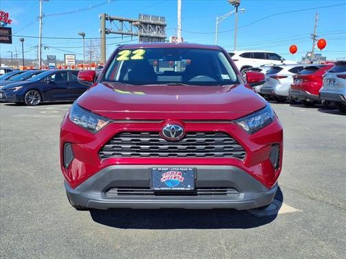 2022 Toyota RAV4 LE