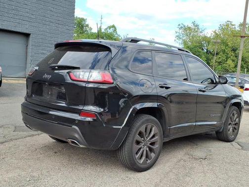 Diamond Black Crystal Pearlcoat 2019 Jeep Cherokee Limited