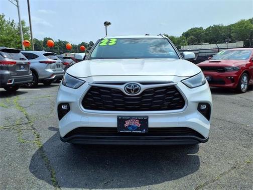 2023 Toyota Highlander XLE