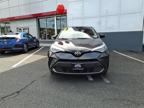 2021 Toyota C-HR LE