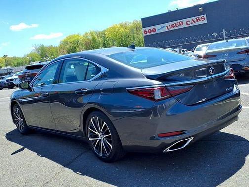 Iridium 2022 Lexus ES 350 Base