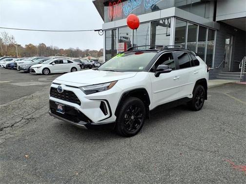 2023 Toyota RAV4 Hybrid SE