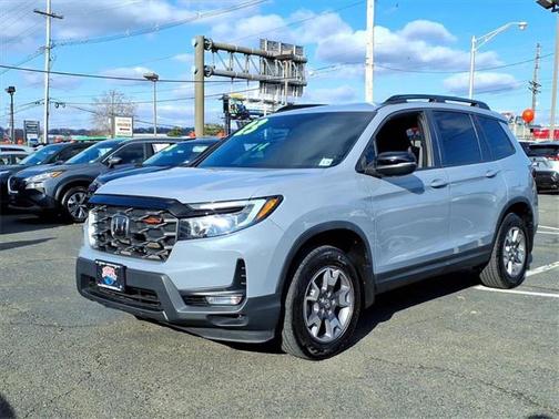 2023 Honda Passport AWD TrailSport