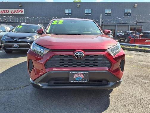 2022 Toyota RAV4 LE