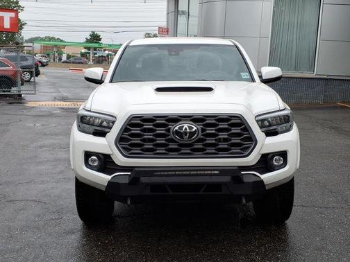 Ice Cap 2023 Toyota Tacoma TRD Sport