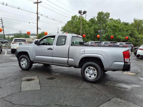 2017 Toyota Tacoma SR