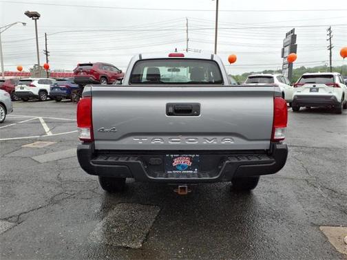 2017 Toyota Tacoma SR