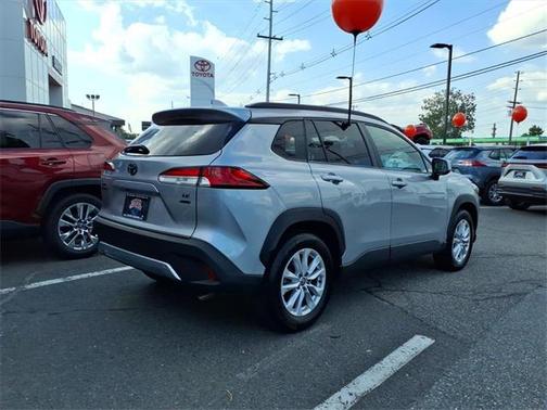 2022 Toyota Corolla Cross LE