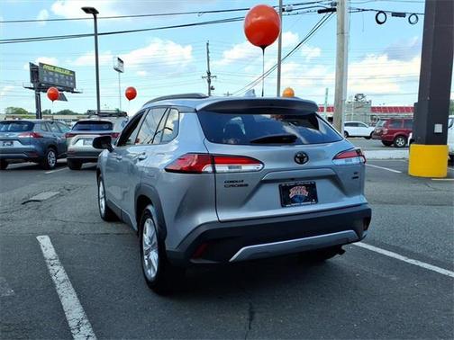 2022 Toyota Corolla Cross LE